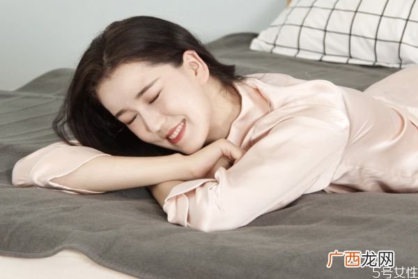 电热毯日常怎么护理电热毯温度一般多少度