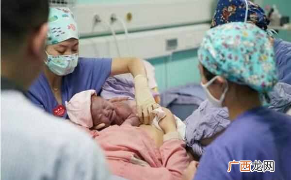 首个20后宝宝 20后宝宝诞生你会为宝宝准备