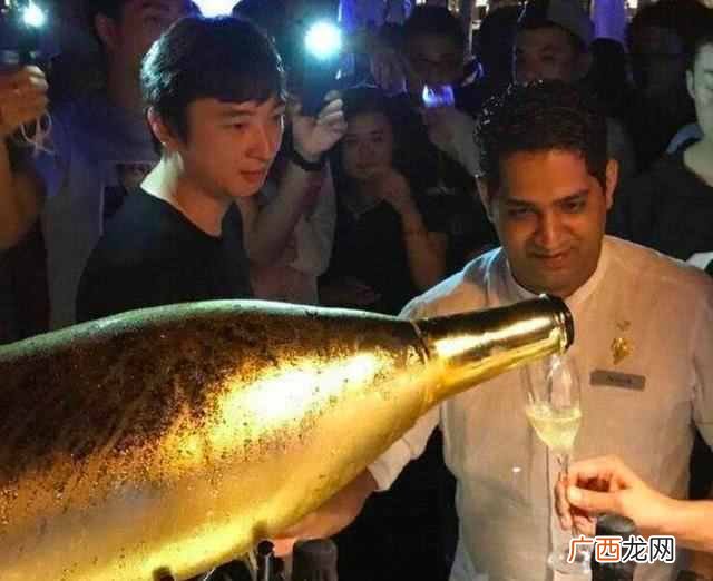 王思聪三亚庆生