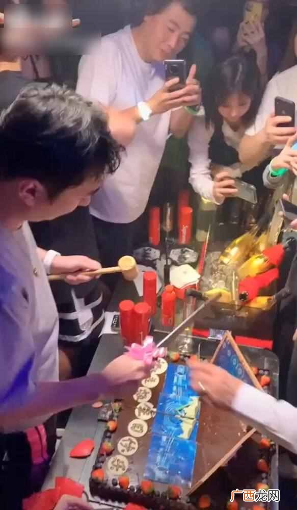 王思聪三亚庆生