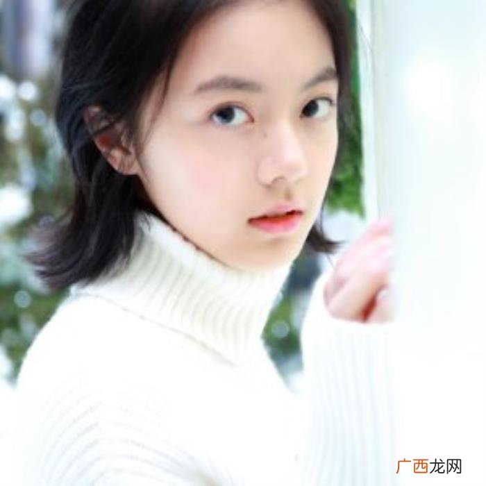 张子枫超话，张子枫超聚人气的萌新眉你一定需要