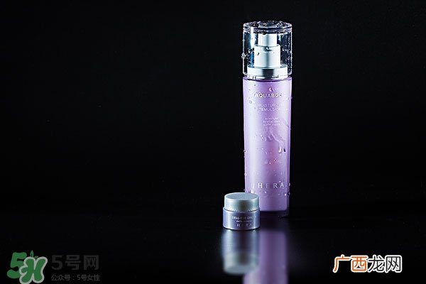 粉底液和乳液一样的吗 乳液和粉底液的区别