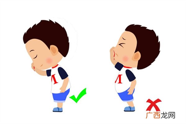 流鼻血要抬头还是低头流鼻血仰头的危险性