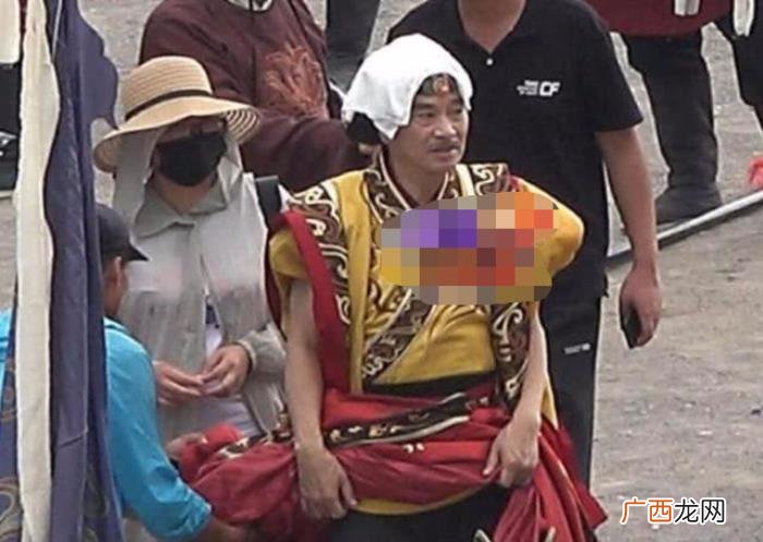 吴孟达养家，65岁吴孟达还在40度高温穿古装拍戏养家