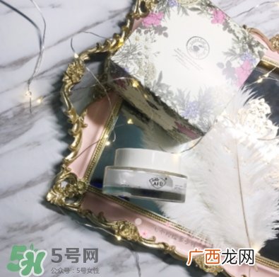 阿芙素颜霜要卸妆吗？