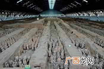 兵马俑是活人烧制的吗，竟然没有一副面孔是一样的