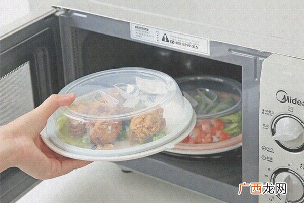 禁员工热饭老板回应称微波炉还在公司热饭微波炉热多久