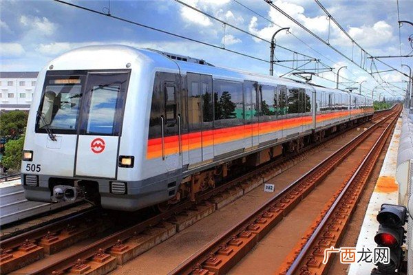 郑州暴雨因地下空间溺亡39人地铁排水怎么处理