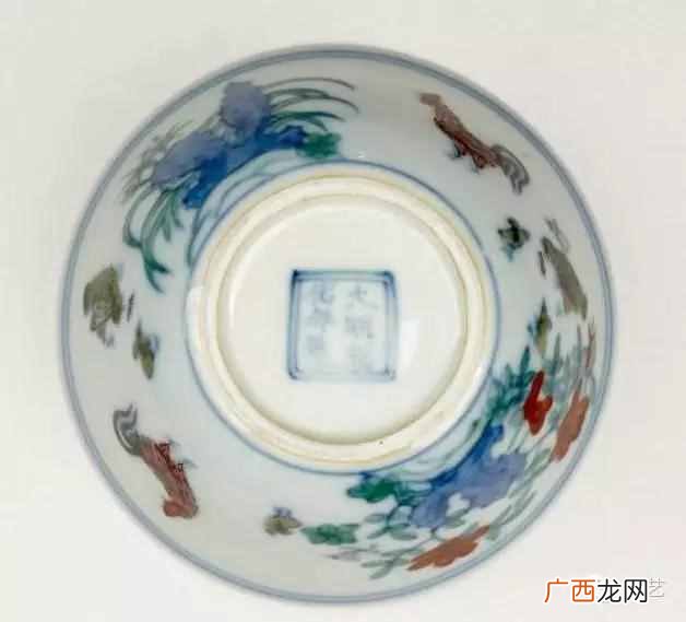 成化鸡缸杯存世几只，真品成化年制底款图片