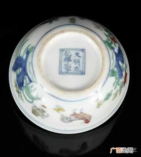 成化鸡缸杯存世几只，真品成化年制底款图片