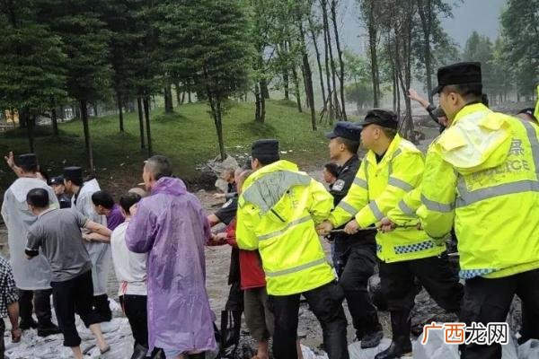 陕西罕见暴雨人员零伤亡暴雨时能开空调吗