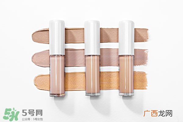 粉底液用了脸会暗沉吗 粉底液用久了皮肤好吗