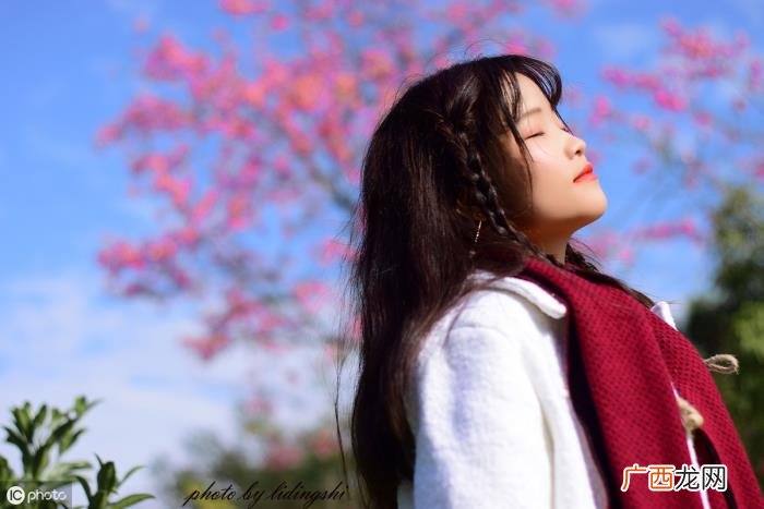 男生喜欢女生有什么表现，男生喜欢你时的5个明显表现