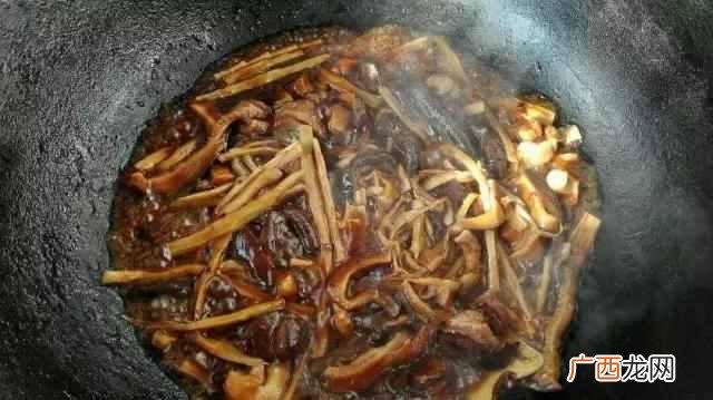 勾芡什么意思，勾芡怎么做菜好吃