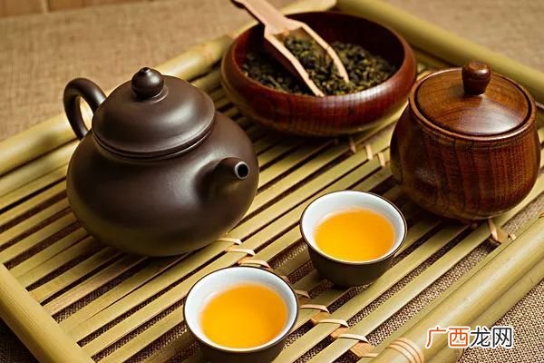 老人长期喝浓茶致重度贫血喝浓茶有什么危害