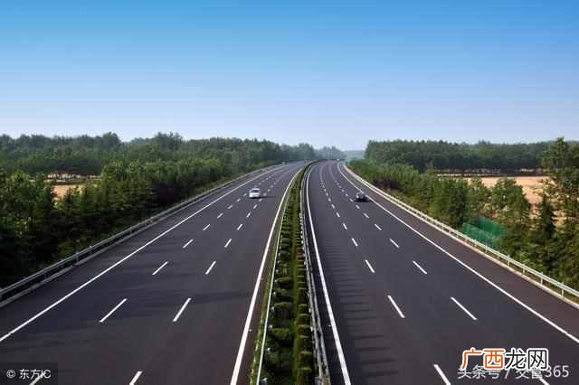 路肩什么意思，土路肩和硬路肩的区别