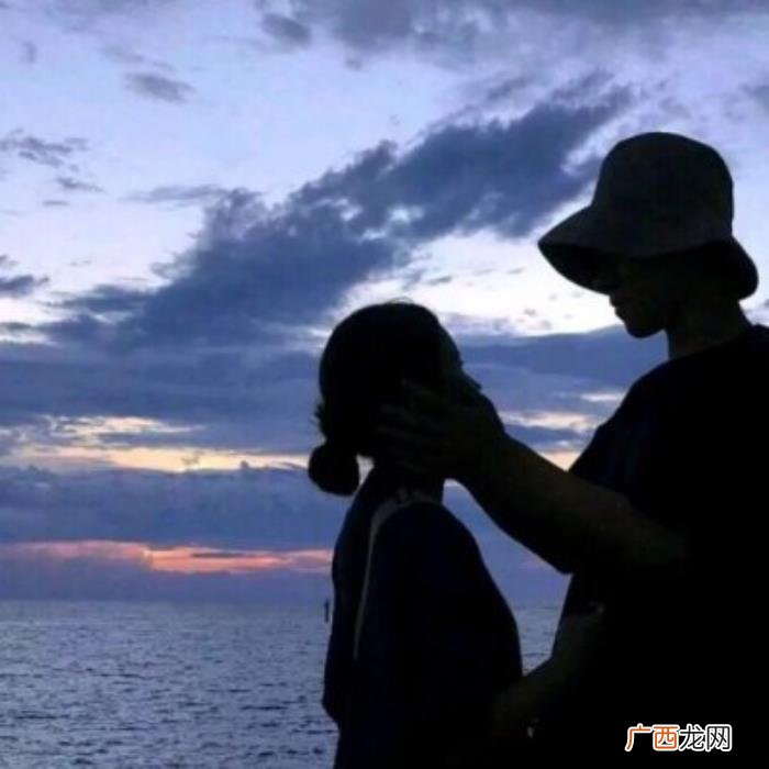 女生怎么委婉说喜欢他，巧妙的告诉对方喜欢他