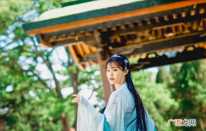 要不要告诉女生喜欢她，喜欢是要大胆告诉对方