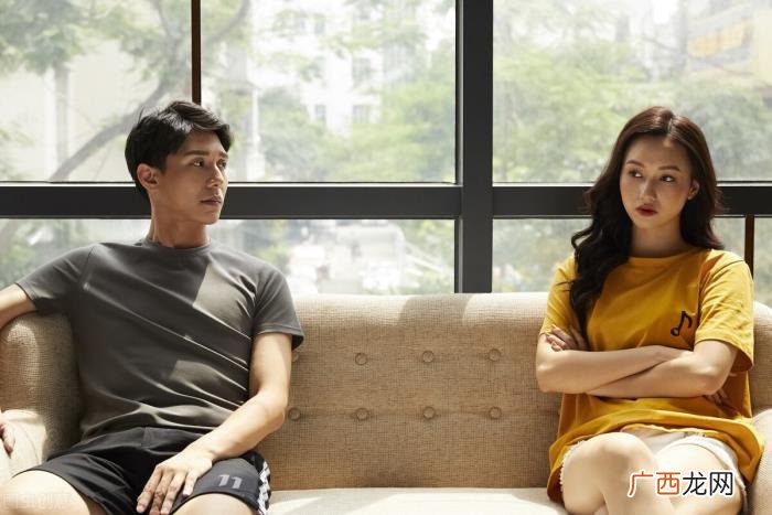 女生喜欢直接一点还是含蓄，女孩子喜欢男孩子的表现