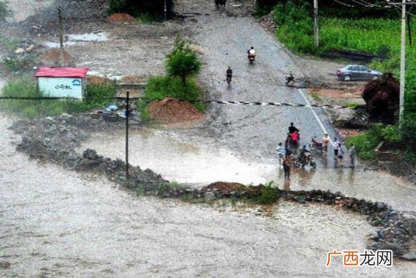 辽宁多地现强降雨2万余人转移避险暴雨天气飞机能正常起飞吗