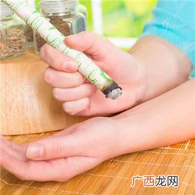 艾条的功效与作用禁忌,药艾条作用