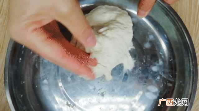 锅盔的做法窍门,自制锅盔的做法和配方