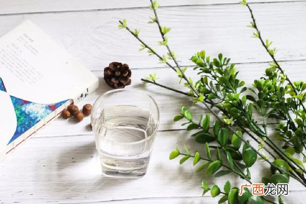 喝水多尿多是什么原因喝水多总跑厕所是新陈代谢快吗
