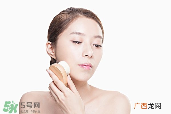 从护肤到化妆的正确步骤教程