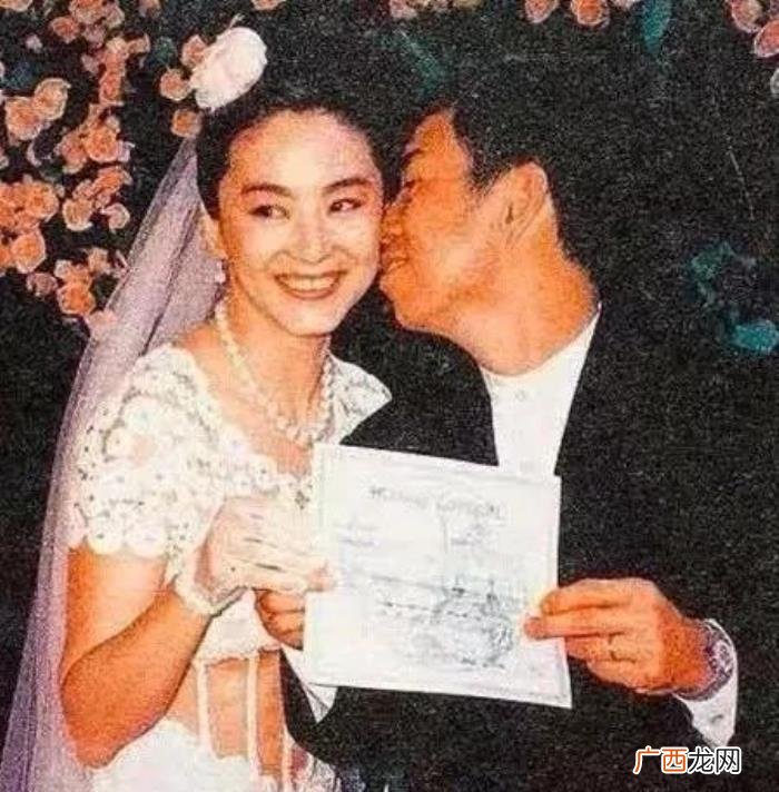 林青霞的第一次是给秦汉吗，林青霞的残酷情史
