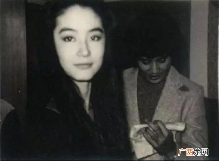 林青霞的第一次是给秦汉吗，林青霞的残酷情史
