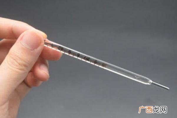 体温计量腋下几分钟体温计怎么看度数