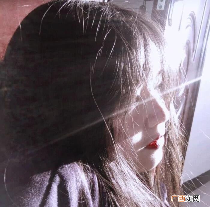 惹女朋友生气了怎么哄文案，惹对象生气只会说对不起
