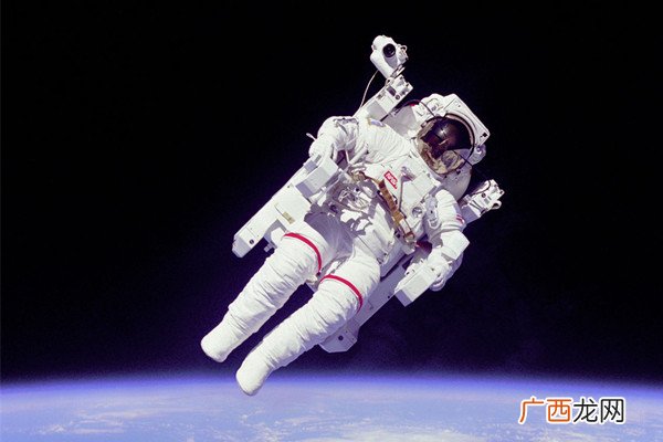 航天员返回地球为什么要隔离航天员返回地球后有哪些症状