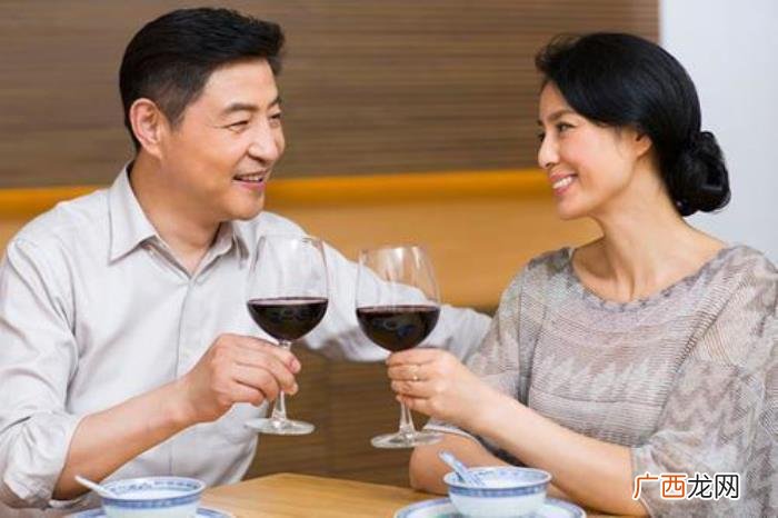 情商高的女人不会去找第三者 老公出轨了,我该去找第三者吗