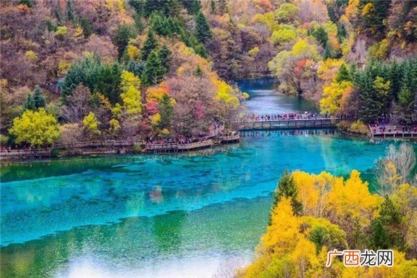 九寨沟在四川哪个城市九寨沟适合哪个季节去