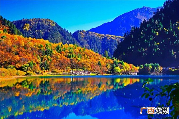 九寨沟在四川哪个城市九寨沟适合哪个季节去