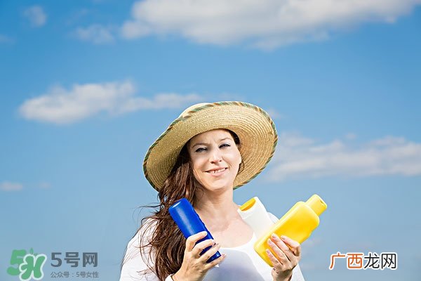 防晒开封一年还能用吗 防晒打开放了一年还能用吗