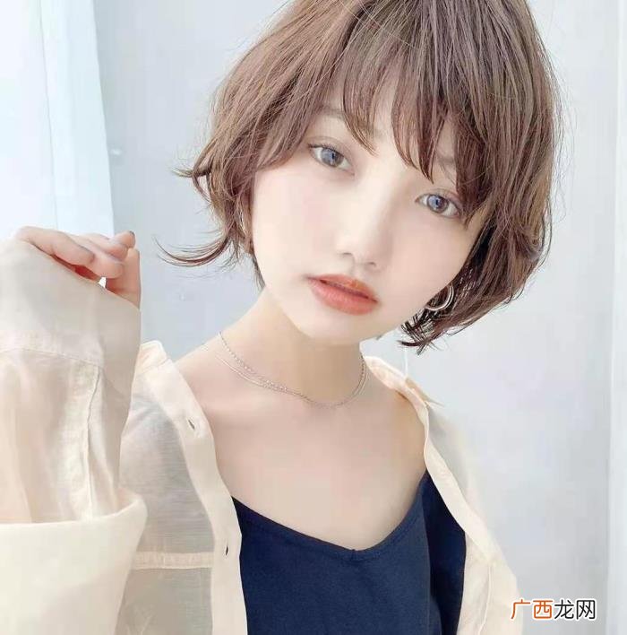 适合小圆脸的发型，脸大脸圆适合什么发型