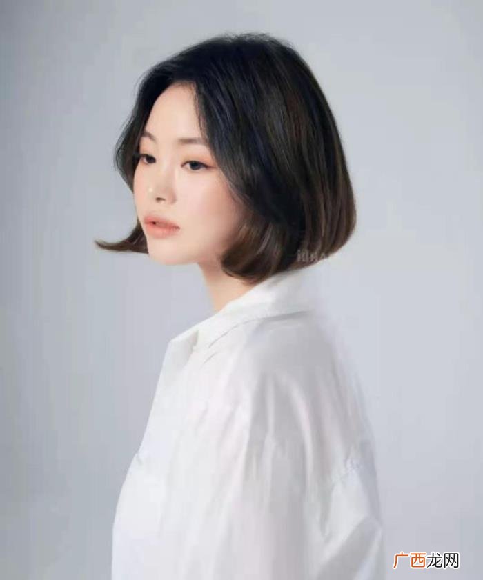 适合小圆脸的发型，脸大脸圆适合什么发型