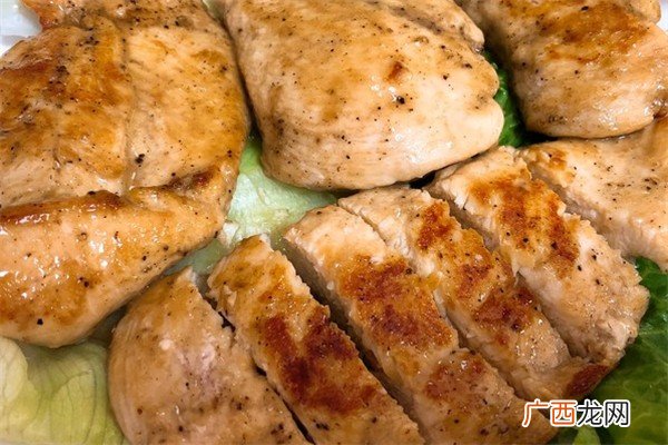 鸡胸肉吃多了有什么副作用鸡胸肉一次吃多少比较好
