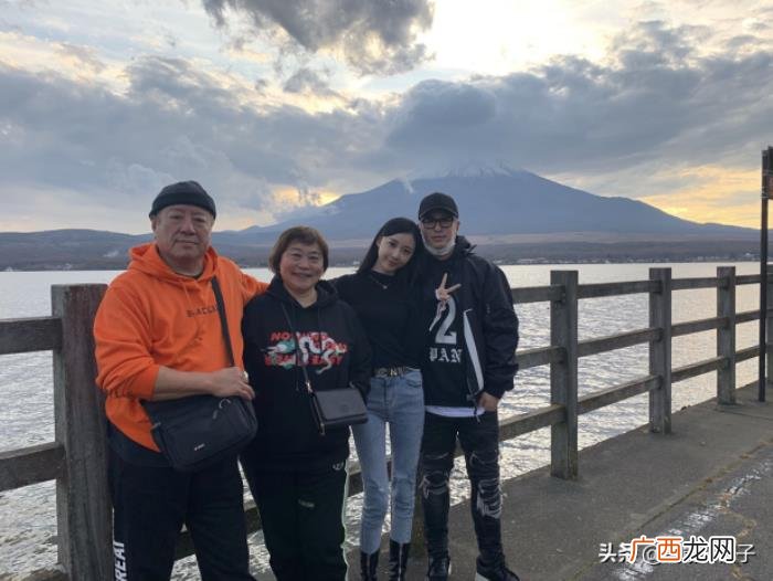 潘玮柏超话，力证被骗为潘玮柏应援花费超200万