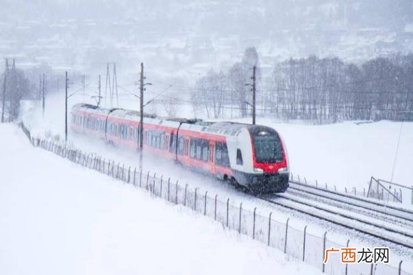 下雪对生活的影响为什么下雪不冷化雪冷