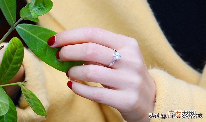 戴在左右手有什么意义 戒指的戴法和意义