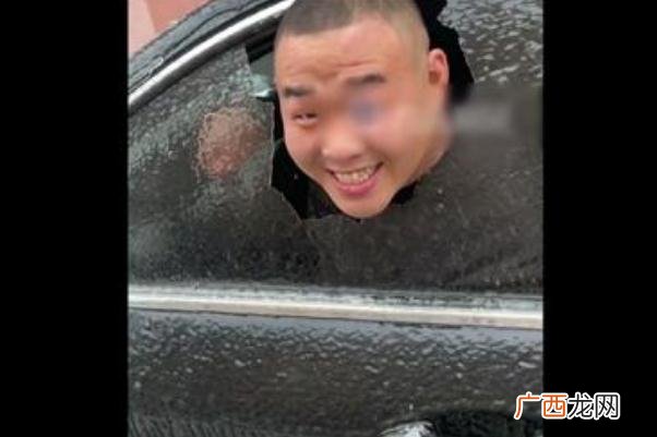 车窗结冰怎么快速清理车窗结冰可以用热水吗