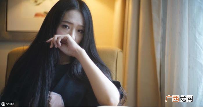 喜欢的女生不理我了咋办，喜欢的女人不主动联系你