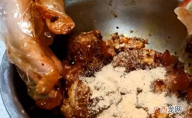 粉蒸排骨怎么做好吃？教你秘制，配方和步骤告诉你，简单又美味