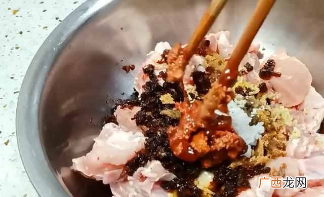 粉蒸排骨怎么做好吃？教你秘制，配方和步骤告诉你，简单又美味