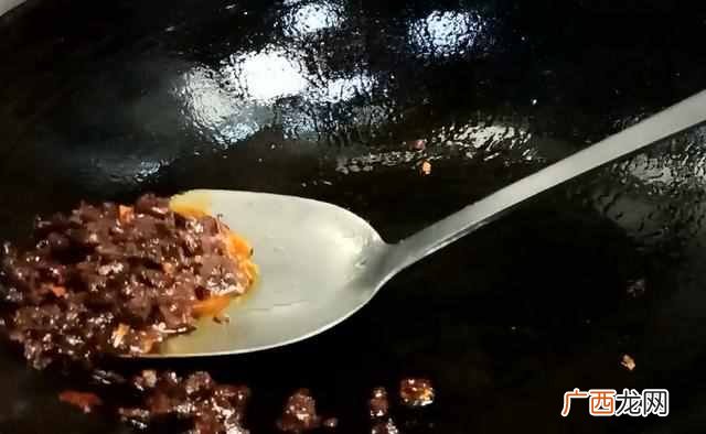 粉蒸排骨怎么做好吃？教你秘制，配方和步骤告诉你，简单又美味