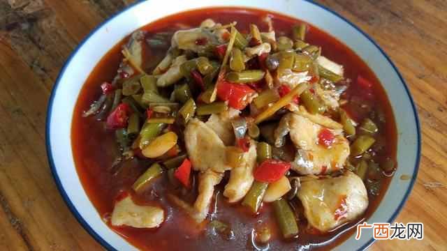 酸辣鱼片原来是这样做的，简单美味又好吃，再来2碗米饭太爽了