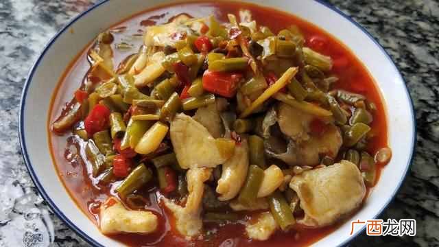 酸辣鱼片原来是这样做的，简单美味又好吃，再来2碗米饭太爽了